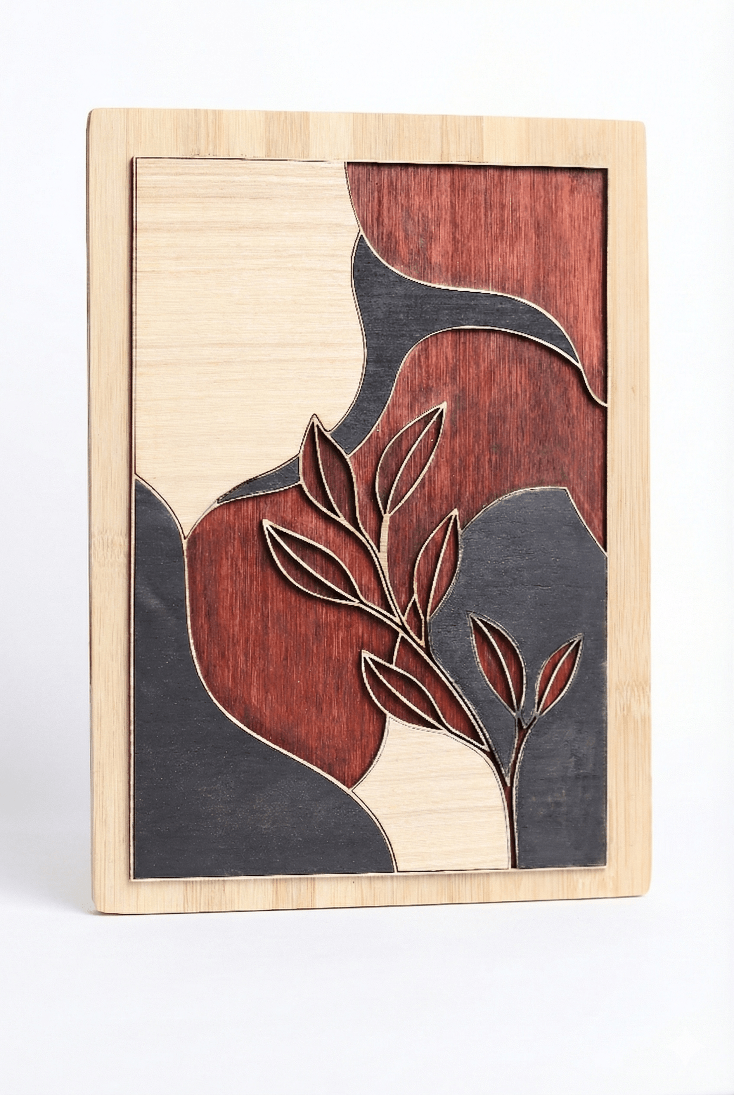 Art Abstrait en Bois Découpé