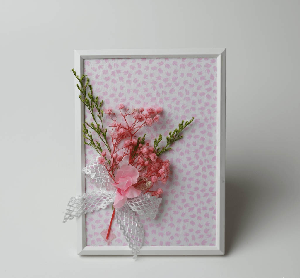 Cadre Décoratif Fleuri – Rose Tendre